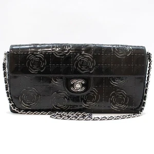 CHANEL Black Patent Camellia Chocolate Baguette Silver-tone Shoulder Bag - Picture 1 of 12