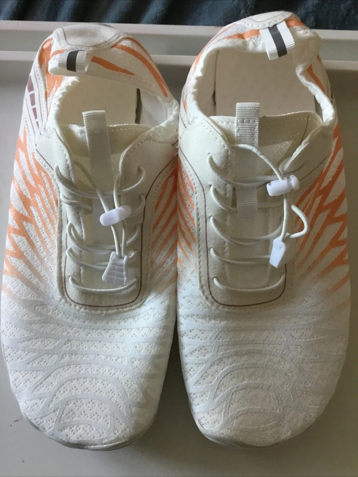Women’s Water Shoes Size 8 - Image 1 of 4