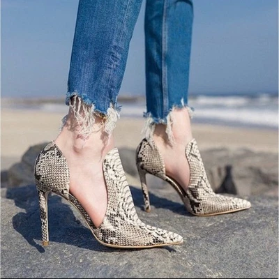 Steve Madden Dolly Pump piel de serpiente 7,5. ¡Look silencioso de lujo de mujer de mafia de otoño básico! Foto 1 de 4