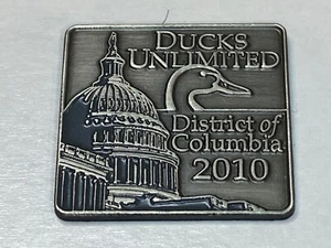 Old Vintage Ducks Unlimited DU Lapel Pin Washington DC 2010 District Columbia - Picture 1 of 2