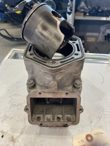2003-07 Ski Doo MXZ Summit 800 HO OEM Cylinder & Piston SB 420613852 613852 476 - Picture 1 of 18