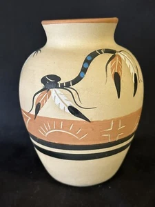 Vintage Navajo Native American Pottery Vase Signed Numbered Betty Selby - Picture 1 of 12