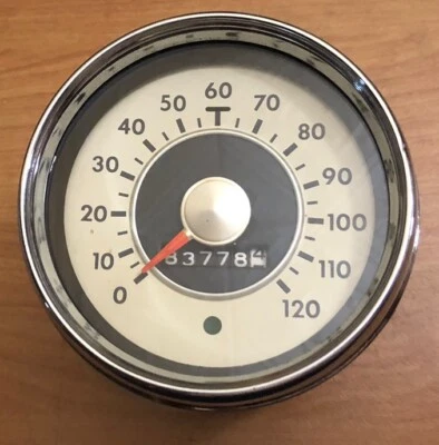 1961/1962 STUDEBAKER LARK SPEEDOMETER - Image 1 of 4
