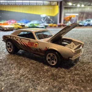 1/64 Hot Wheels Vintage 1982 1967 Chevrolet Camaro Opening Good  - Bild 1 von 6