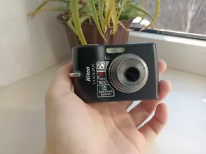 🔥Nikon Coolpix L12 Black 7.1MP digital compact camera🔥WORKing FULL Set🔥 - Picture 1 of 7