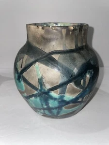 Raku fired art pottery vase signed on bottom 5 1/4" H abstract design - Picture 1 of 9