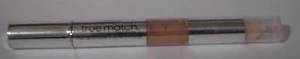 L'Oreal Paris MagicLumi Highlighter Choose Your Shade - Picture 1 of 2