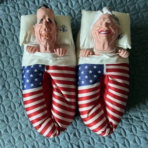 Präsident George Bush Barbara Bush Hausschuhe USA Republikaner Konservativ - Bild 1 von 7
