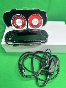 Sony PSP 3001 Handheld Video Game, Charger Clear Travel Case, 2 Games Tested - Picture 1 of 17