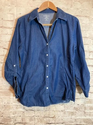 Riders By Lee Top Womens Medium Chambray Blue Button Up Lightweight Roll Tab - Image 1 of 4