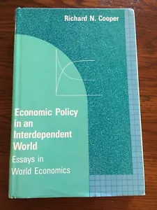 Economic Policy In An Interdependent World Richard N Cooper 1986 Book Essays - Foto 1 di 2