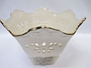 Lenox Reticulated Ivory footed bowl fine china cut out patterned gold trim - Picture 1 of 9