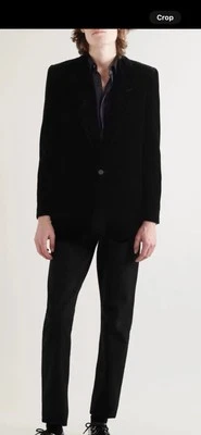 Blazer de noche de terciopelo brillante Saint Laurent para hombre. 50/40 $3690 Foto 1 de 4