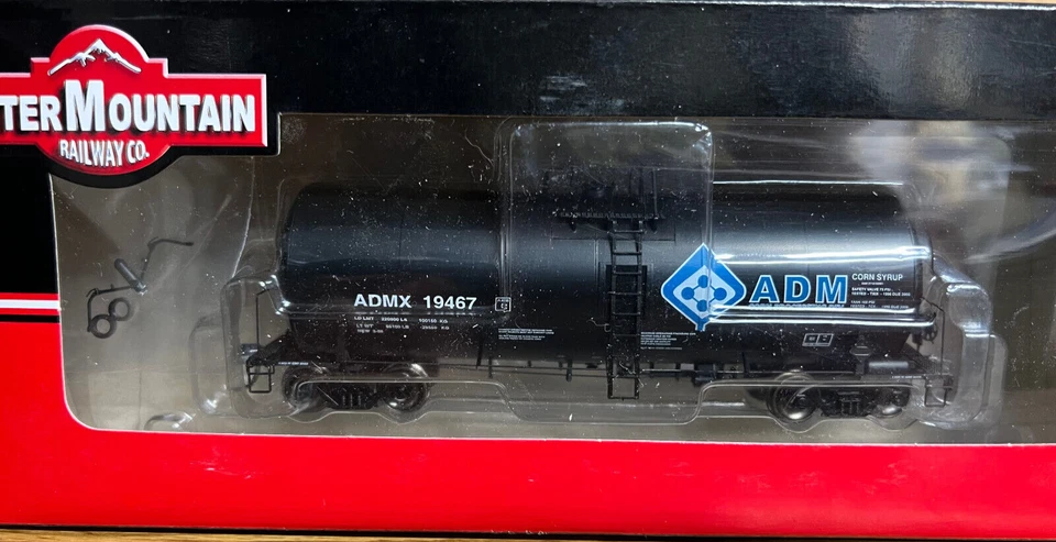 Intermountain Railway #47803-27 19,600 Gal Tank Car - ADM - Molecule Logo #19467 - Image 1 of 1