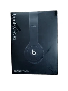 Beats Solo HD by Dr Dre Headphones Wired 3.5mm Jack Mic Remote Foldable Black - Picture 1 of 17