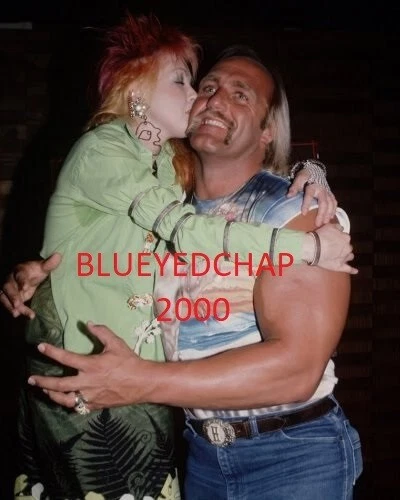 CYNDI LAUPER & HULK HOGAN WRESTLER 8 X 10 WRESTLING PHOTO WWF - Image 1 of 1