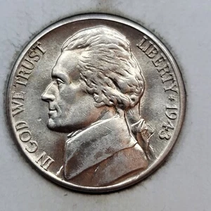 1943 D Denver Mint Silver Jefferson War Nickel 41077 - Picture 1 of 2