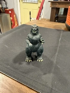 Godzilla Trendmasters plasma eyes 1994 4'' - Picture 1 of 8