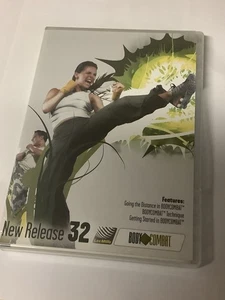 Les Mills BODYCOMBAT 32 CD, DVD, Notes Body Combat - Picture 1 of 4