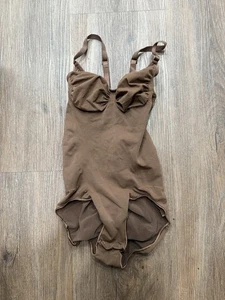 Skims Womens Seamless Sculpt Bodysuit Size L Jasper - Picture 1 of 4