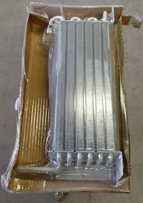 Bobina condensadora Modine 19,25" x 10,625" x 4" 1Z0130250000 MCC030001174 NUEVO EN CAJA Foto 1 de 4