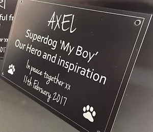 Pet or Loved One Memorial Plaque personalised durable outdoor SMALL 15x10cm - Picture 1 of 12