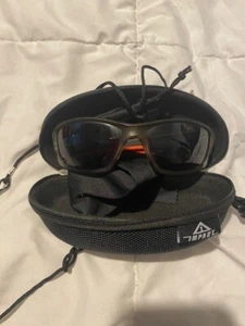 NYS SIGNATURE POLARIZED KAUFMAN PLACE 8037 MENS SUNGLASSES - TAG 604 - Picture 1 of 3