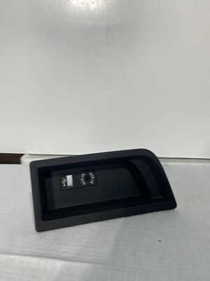 BMW 428i XDrive 2014 consola central USB inserción enchufe moldura OEM 9207357 Foto 1 de 3