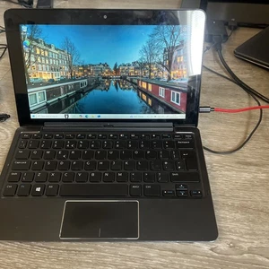 Dell Venue 11 Pro 7130 Tablet 10" Touch i5-4300y 4GB RAM 120GB SSD keyboard READ - Picture 1 of 3