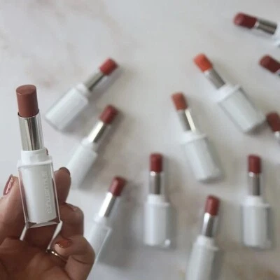 Shu Uemura Kinu cuidado desnudos Japón Foto 1 de 3