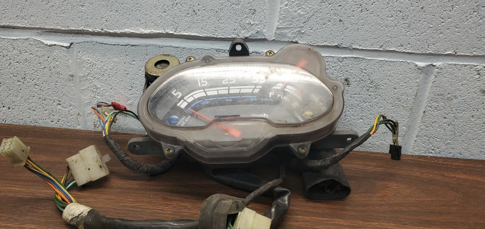 2001 Honda Elite 50S SA50P СПИДОМЕТР ДИСПЛЕЙ КЛАСТЕР СПИДОМЕТР  - Изображение 1 из 4