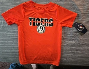 Detroit Tigers T-shirt ~NWT Size 4T to 3X ~ - Picture 1 of 3