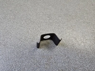 BONITO RESORTE RETENEDOR MONTAJE MANGUERA FRENO ORIGINAL PORSCHE 356 911 912 930 964 Foto 1 de 2