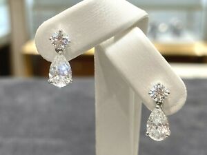 2.67ct D VVS Diamond Drop Earrings set in 18K White Gold with GIA Certificates