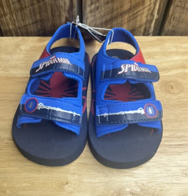 НОВЫЕ сандалии SpiderMan для мальчиков ясельного возраста, размер 7/8 или средний — бесплатная доставка - Изображение 1 из 4