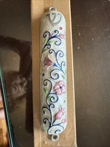 Handbemalt 5" blau rosa Elfenbein Emaille Blume Mezuzah Silber, Kristalle Schriftrolle - Bild 1 von 9