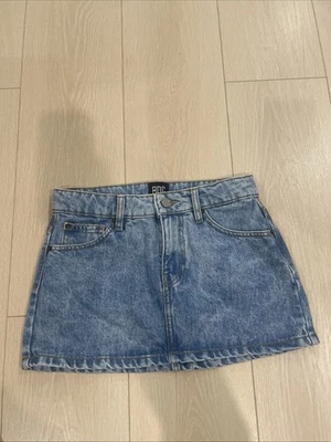 Minifalda vaquera BDG Urban Outfitters para mujer talla XS Foto 1 de 4