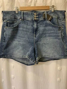 Torrid Shorts Denim Women's Sz 22 Triple Button High New W/ Tags - Picture 1 of 8