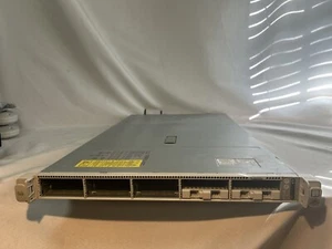 Cisco UCSC-C220-M5SX C220 M5 SFF 10 Barebones w/2x4110 CPU 2x PWR No RAM No HDDs - Afbeelding 1 van 7