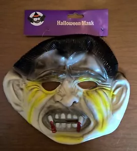Halloween Costume Mask Vampire Ages 6+ New - Picture 1 of 1