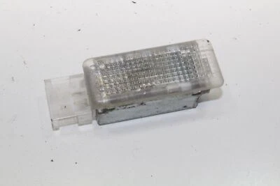 VW TOUAREG 7LA, 7L6, 7L7 7L0947416 L'éclairage Intérieur 3.20 Petrol 17017186 - Photo 1/3