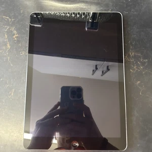 Apple iPad Air 32gb Wi-Fi MD785B/B Black A1474 - Picture 1 of 8