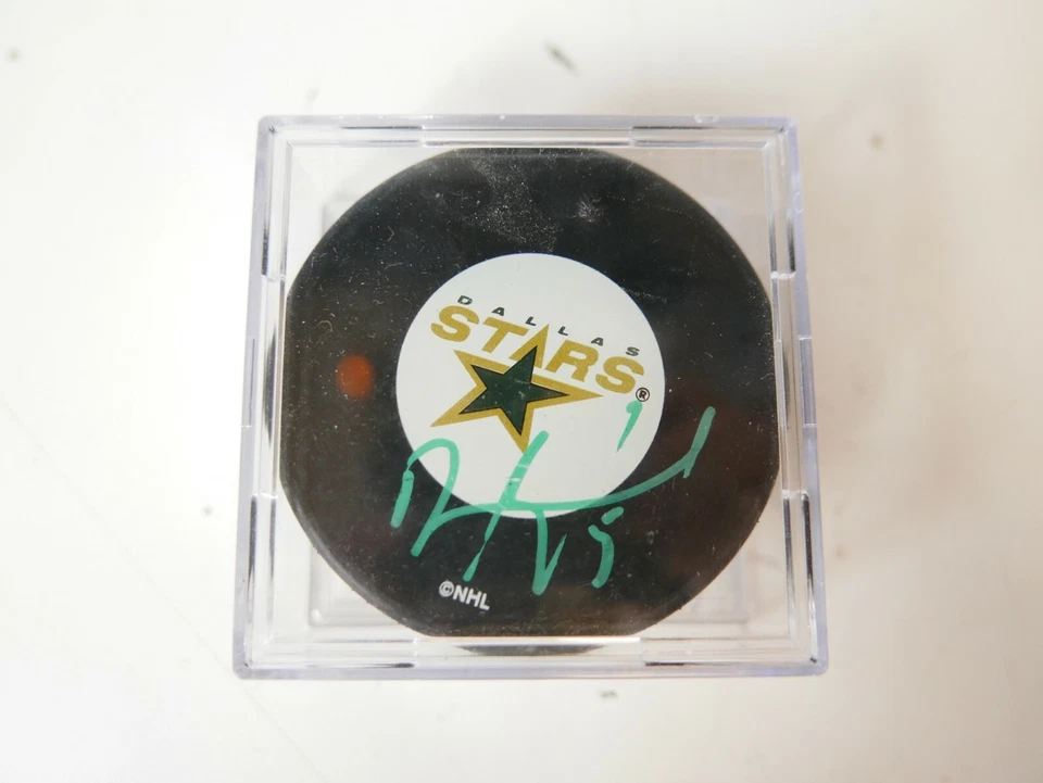 Disco de hockey firmado por Darryl Sydor NHL Dallas Stars autógrafo Foto 1 de 3