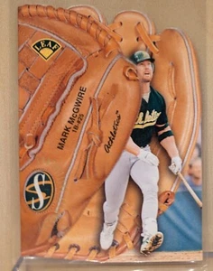1997 Leaf STATISTICAL STANDOUTS #10 Mark McGwire RARE BOOKLET INSERT /1000 - Picture 1 of 2