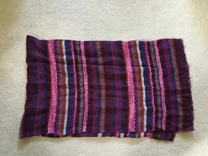Nuovo senza etichette! MixIt Sciarpa Rettangolare Donna Viola Scuro Rosa Borgogna Ruggine Texture - Foto 1 di 4