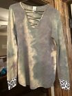 7th ray Criss Cross Tie Dye Top With Leopard Accent On Long Sleeves Size Small