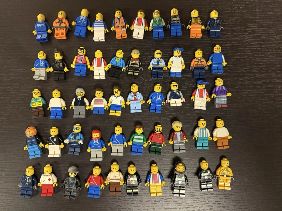 Lote de 50 minifiguras LEGO City People Foto 1 de 4