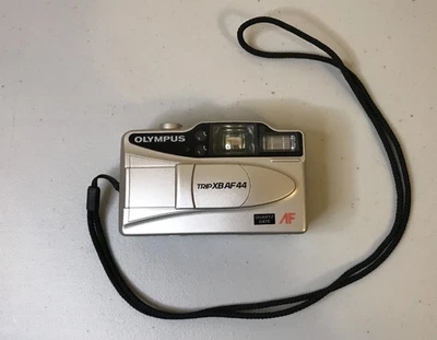 Lente Olympus Trip XB AF 44 - 35mm Film Point and Shoot Camera 27mm - Testada - Imagem 1 de 4
