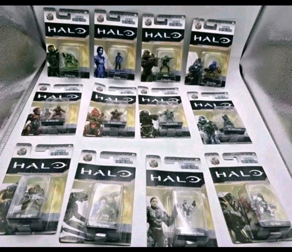Lote de 12 figuras coleccionables de metal fundido a presión Halo Nano Metalfigs  Foto 1 de 4