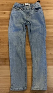 Levi's 502 Regular Taper Light Wash Fading 5-Pocket Blue Jeans Girls 12R 26x27 - Picture 1 of 8